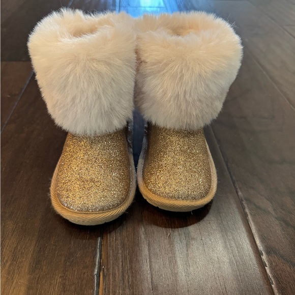 Other - New Sparkling Gold Kids Boots with Plush Fur